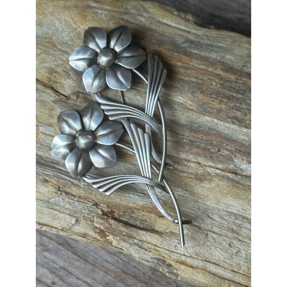 Vintage Sterling Silver Floral Flower Brooch Pin - Picture 5 of 5